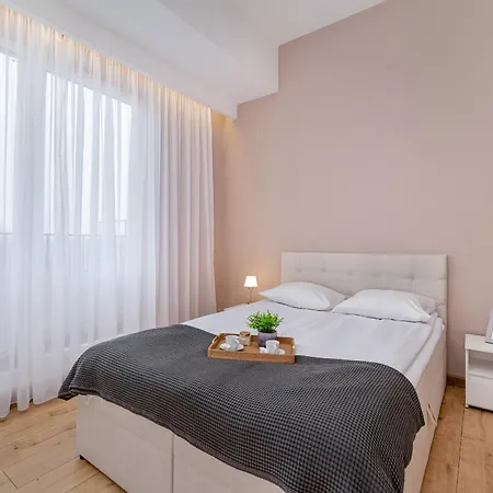 Apartman Luxury Three-bedroom By Renters Prestige Krakkó
