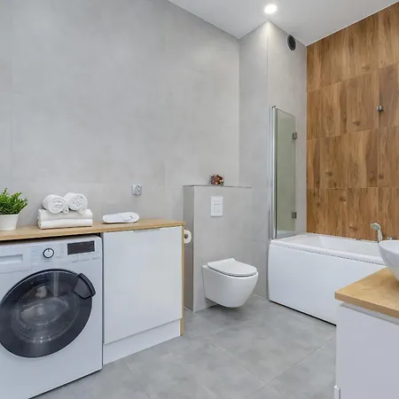 Apartment Luxury Three-bedroom By Renters Prestige *