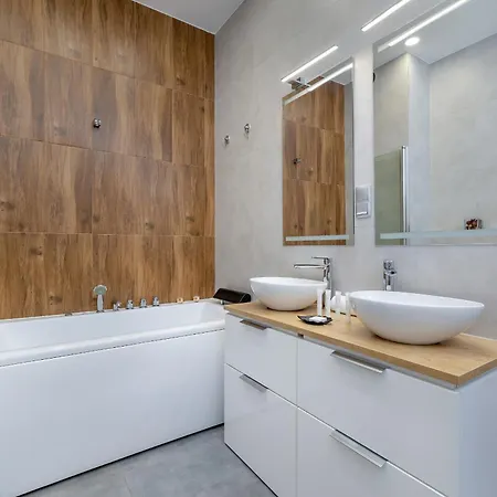 Apartment Luxury Three-bedroom By Renters Prestige Krakow